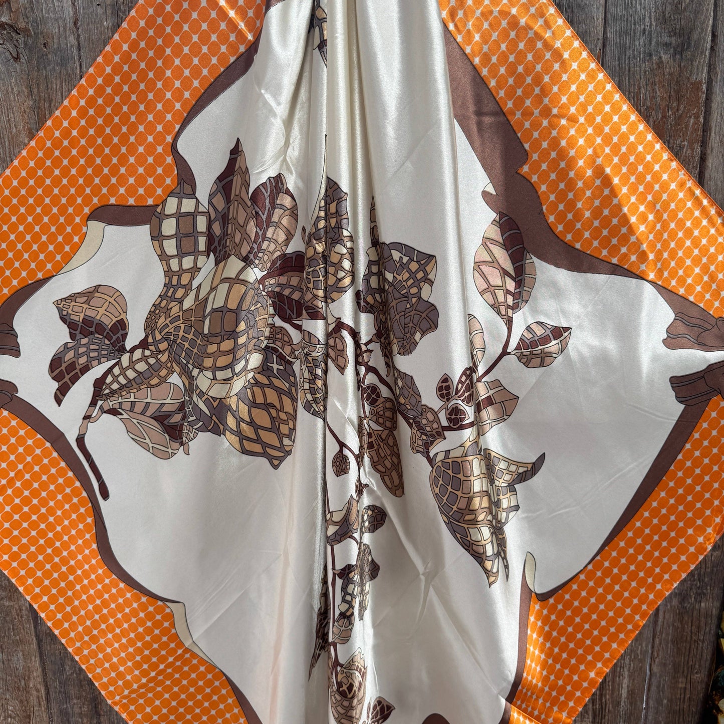 Rodeo Drive - 35X35" Orange and Brown Floral Wild Rag / Scarf WR3303