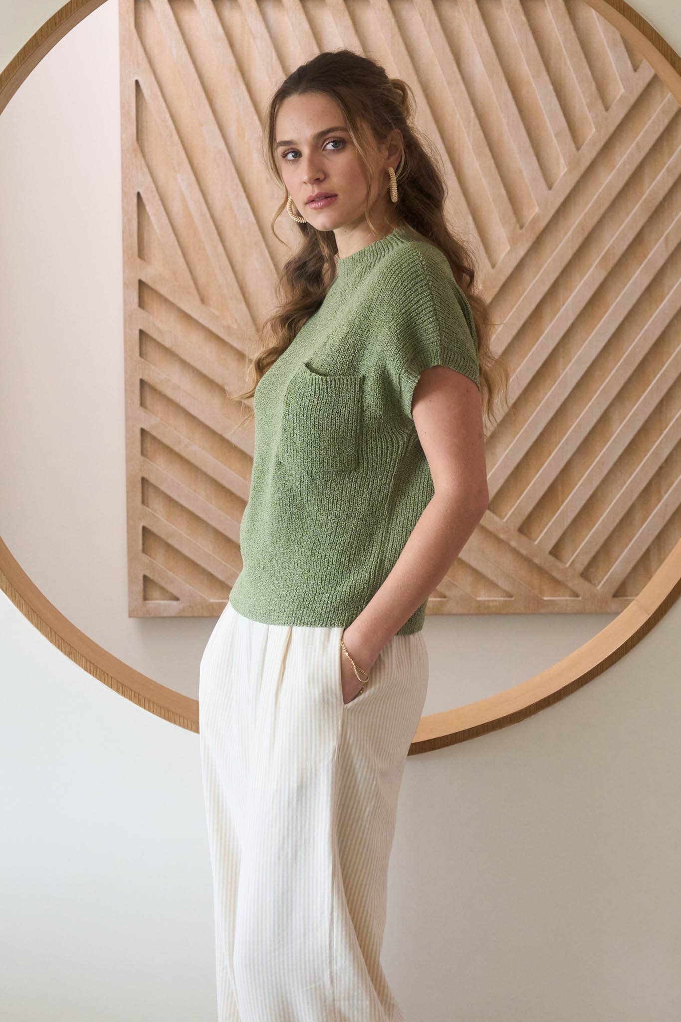MOCK NECK SHORT SLEEVE POCKET DETAIL SWEATER TOP