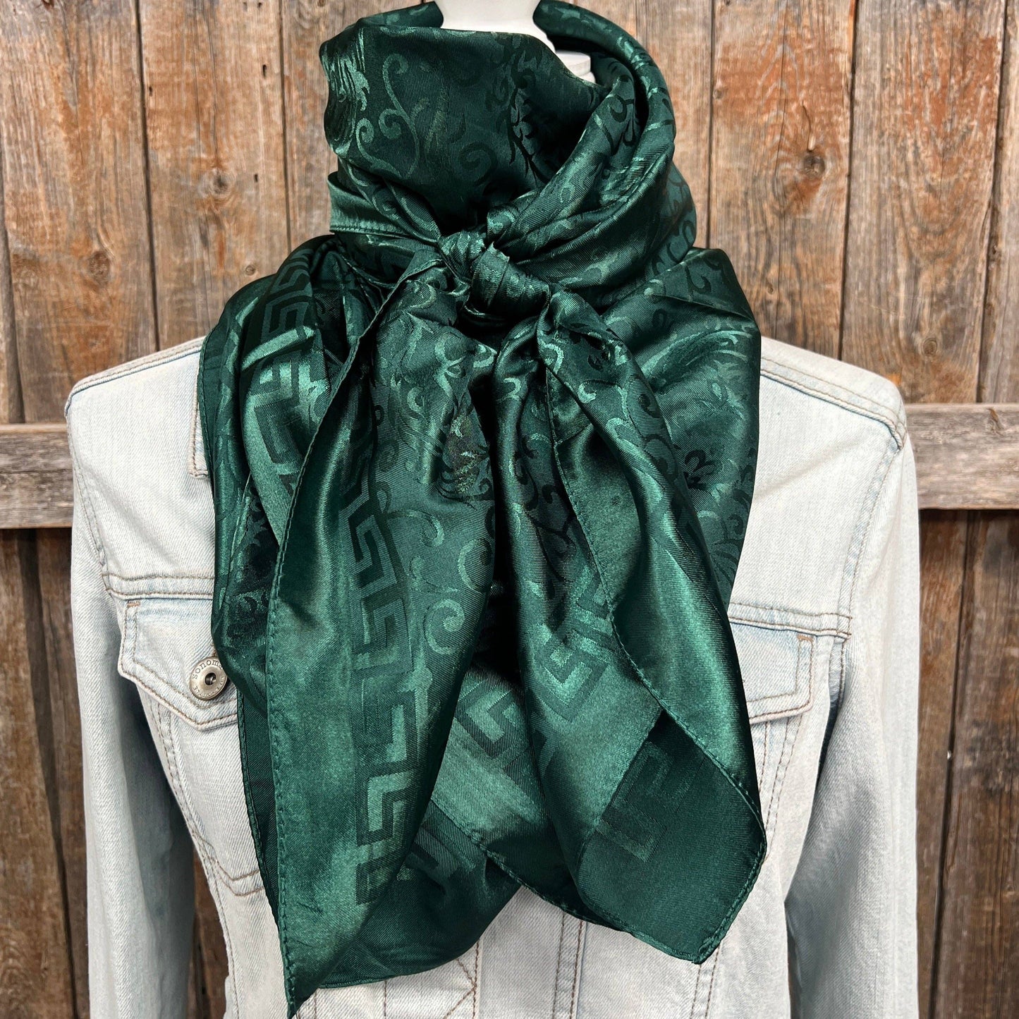 Rodeo Drive - 42X42" Emerald Jacquard XL Wild Rag / Scarf WR3722