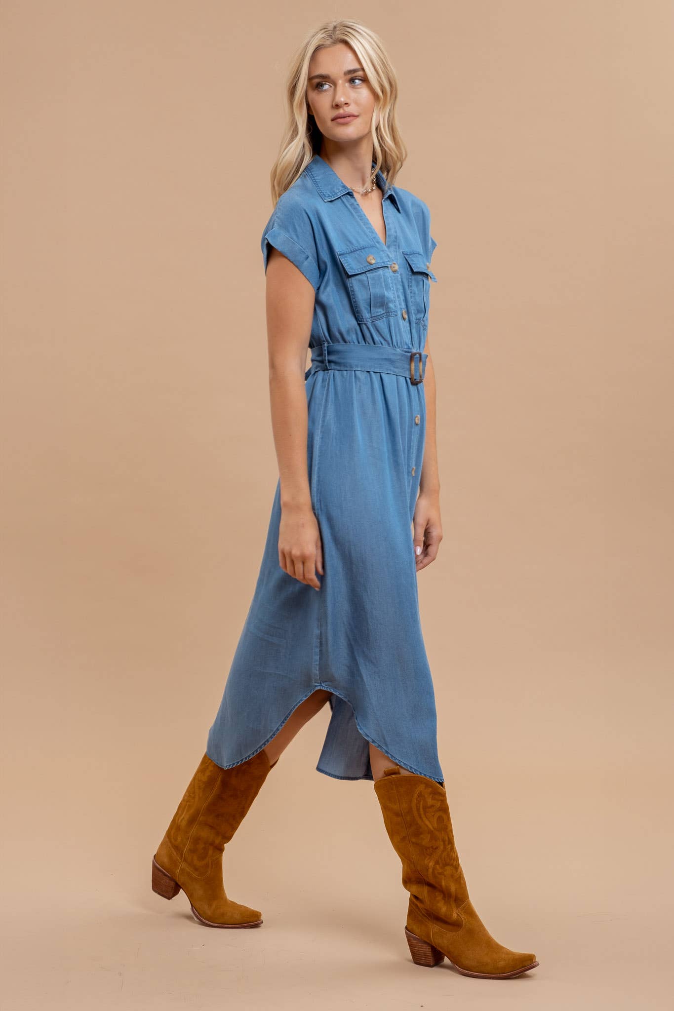 CHAMBRAY COLLARED BUTTON DOWN BELTED MIDI DRESS: CHAMBRAY