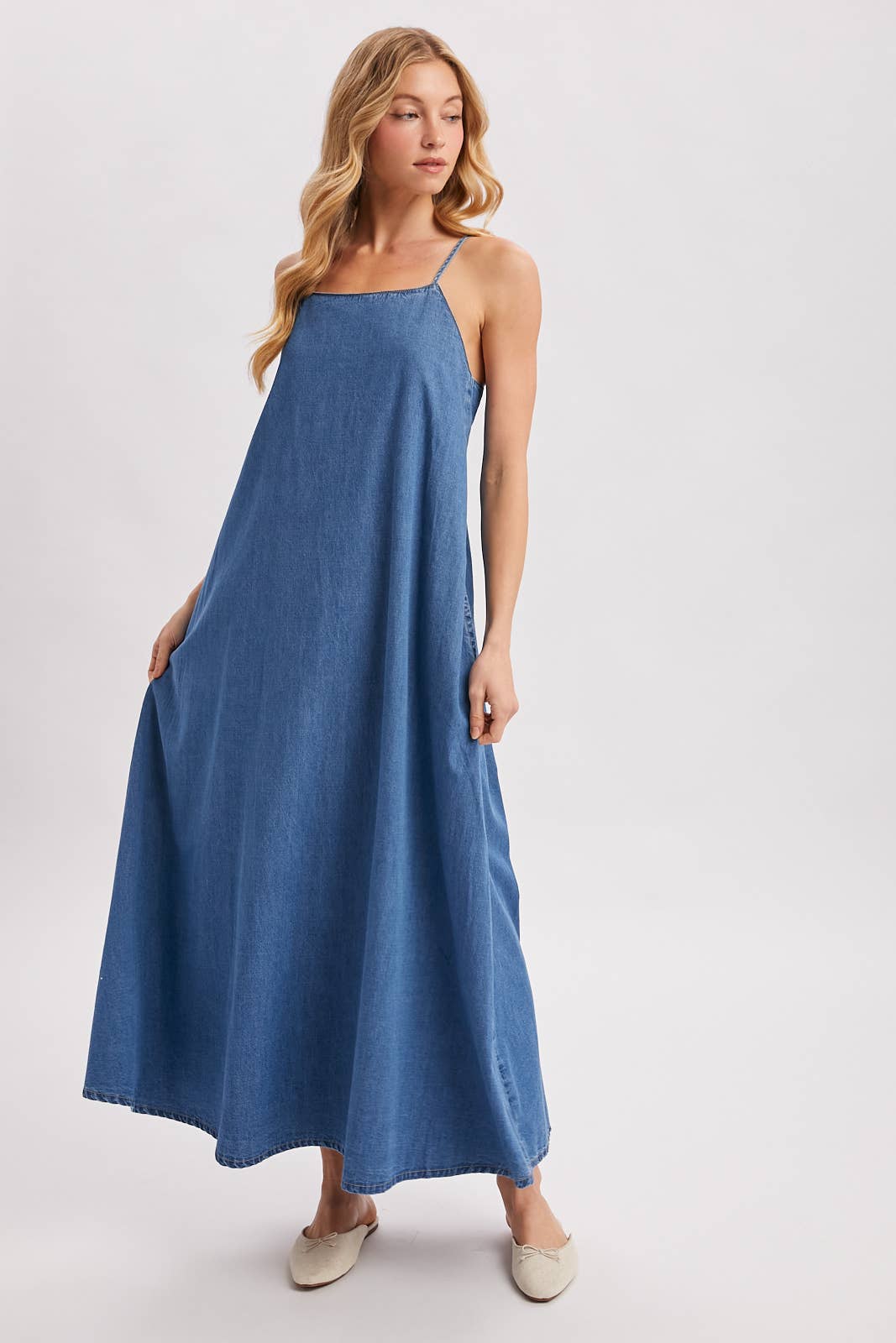 DENIM OPEN BACK SLEEVELESS MAXI DRESS