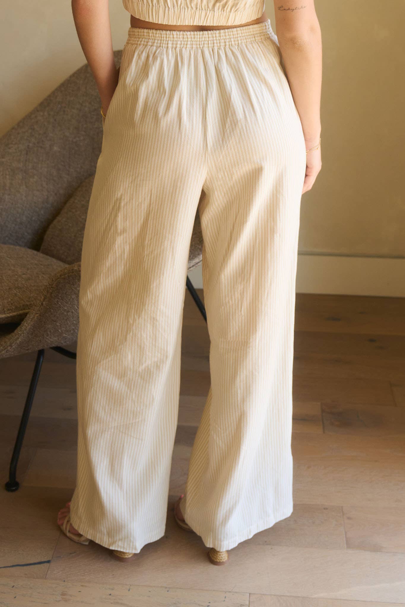 STRIPE HIGH WAIST PLEATED WIDE LEG PANTS