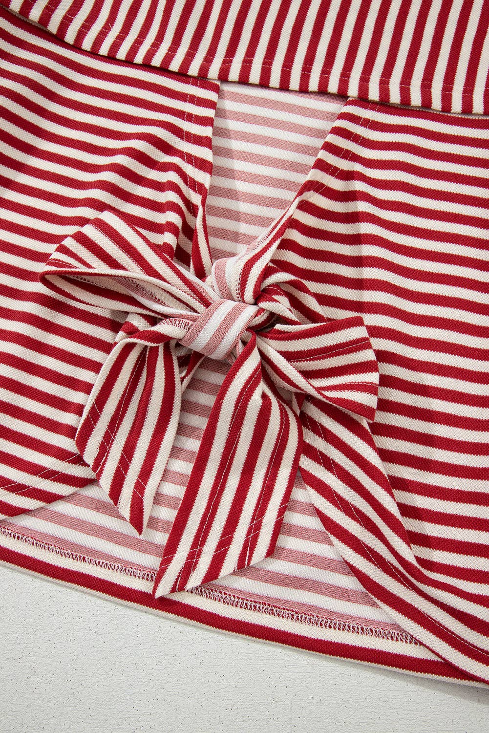 Red Stripe Bowknot Cutout Back Drop Shoulder Wide Bracelet Sleeve Loose Tee