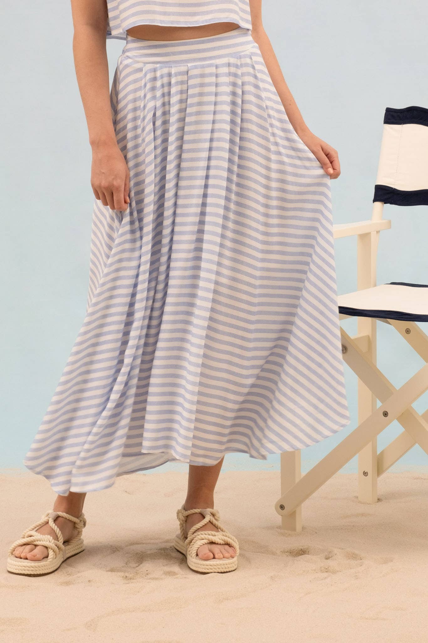 STRIPE HIGH WAIST PLEATED MIDI SKIRT: BLUE
