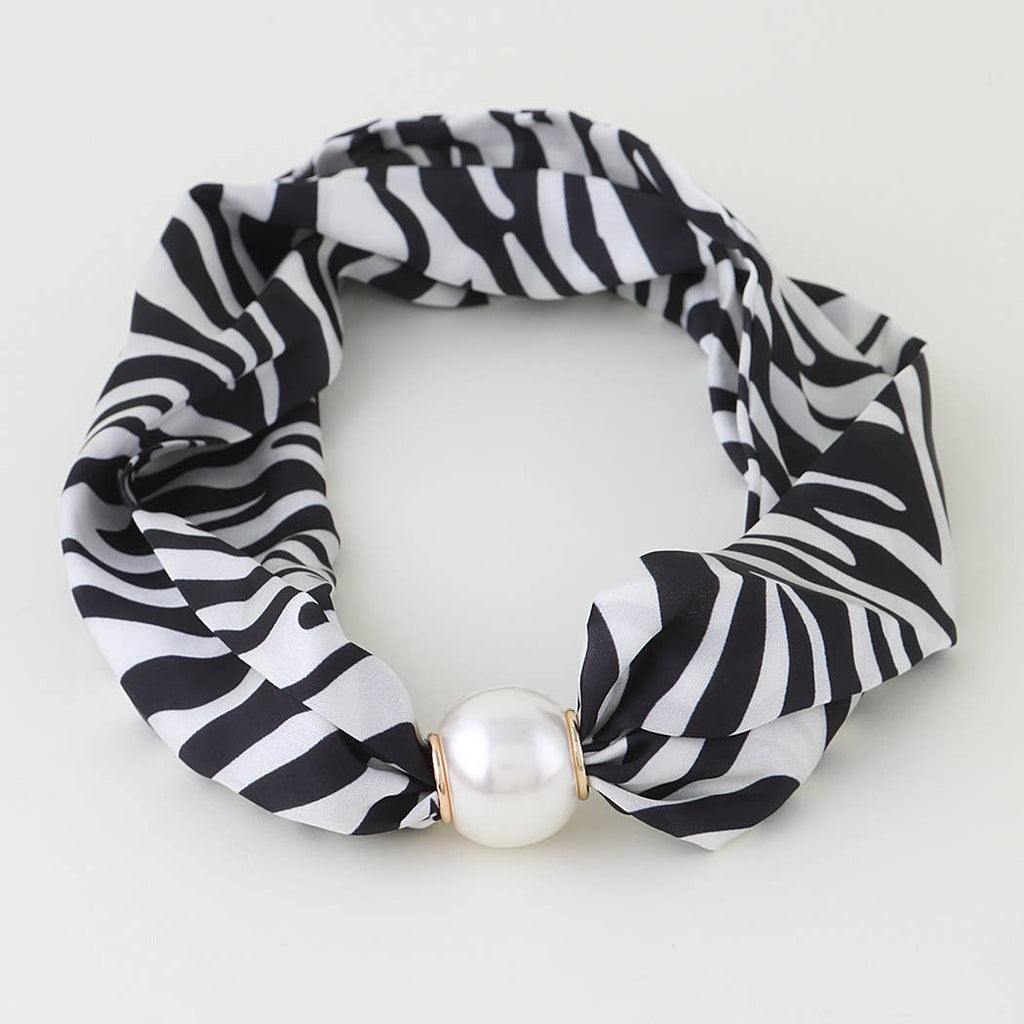 3AM BY H&D ACCESSORIES - Scarf Pearl Slider Choker Necklace