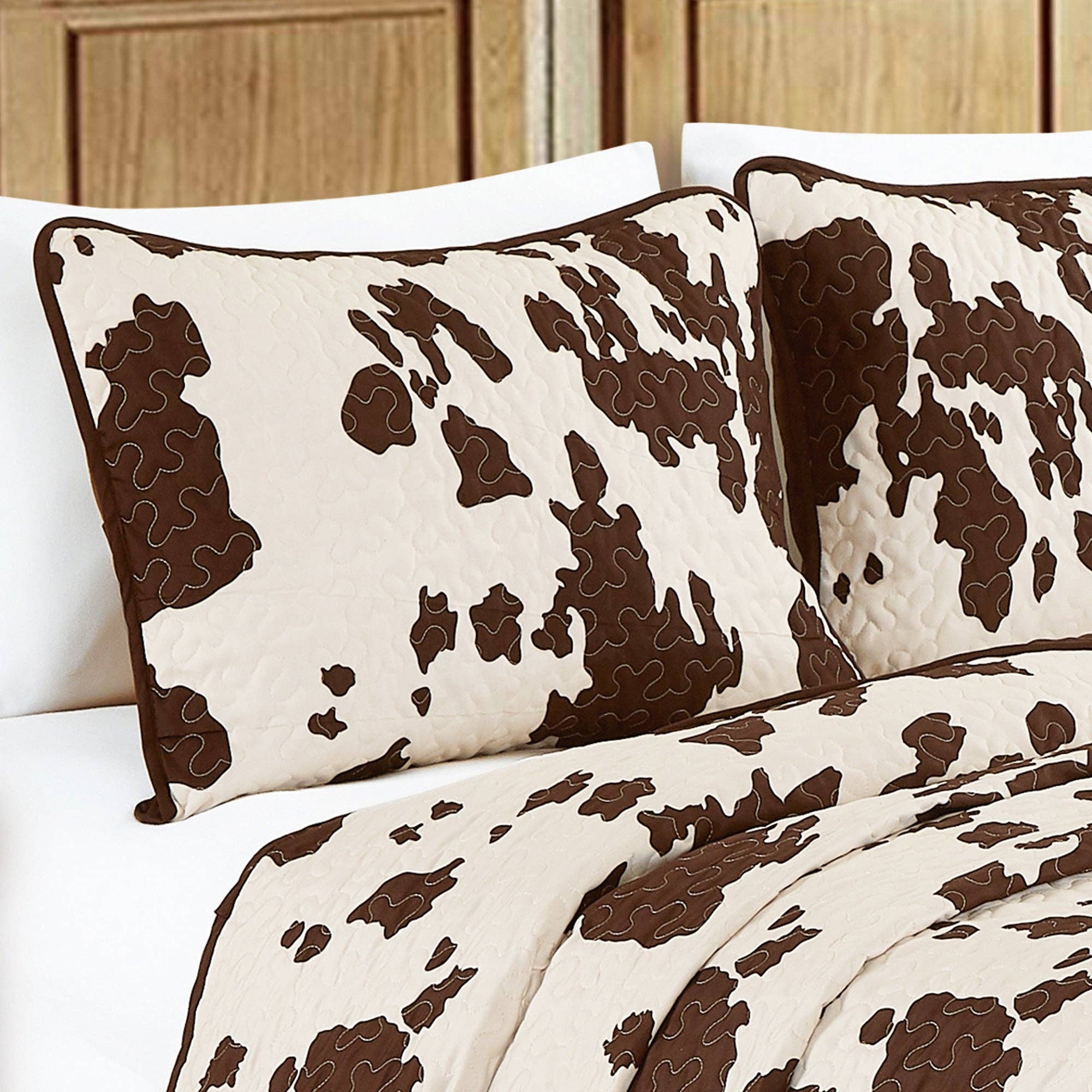 - Rustic Cowhide Brown Bedspread Quilt - 3 Piece Set: Full/Queen