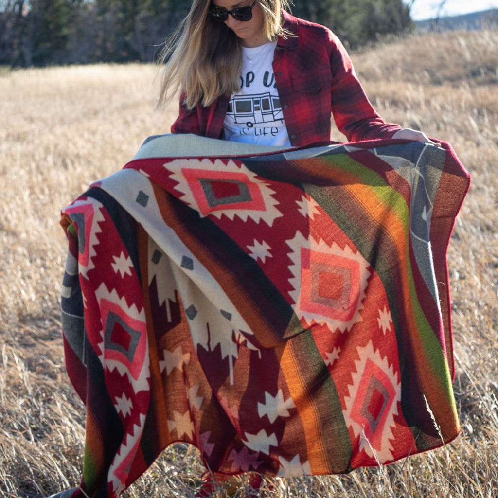 Andean Alpaca Wool Blanket - Rojo