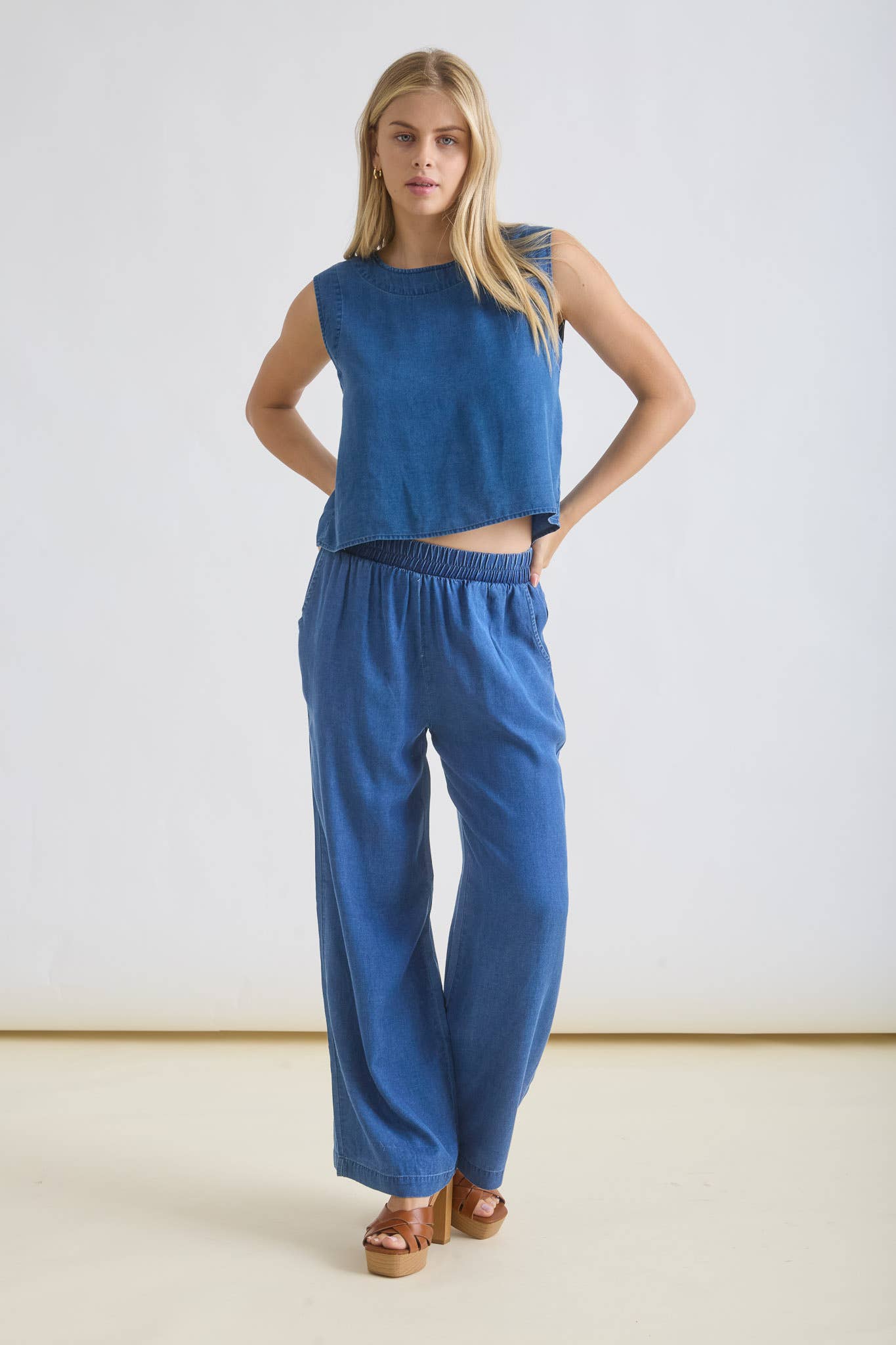 CHAMBRAY ELASTIC HIGH WAIST WIDE LEG PANTS