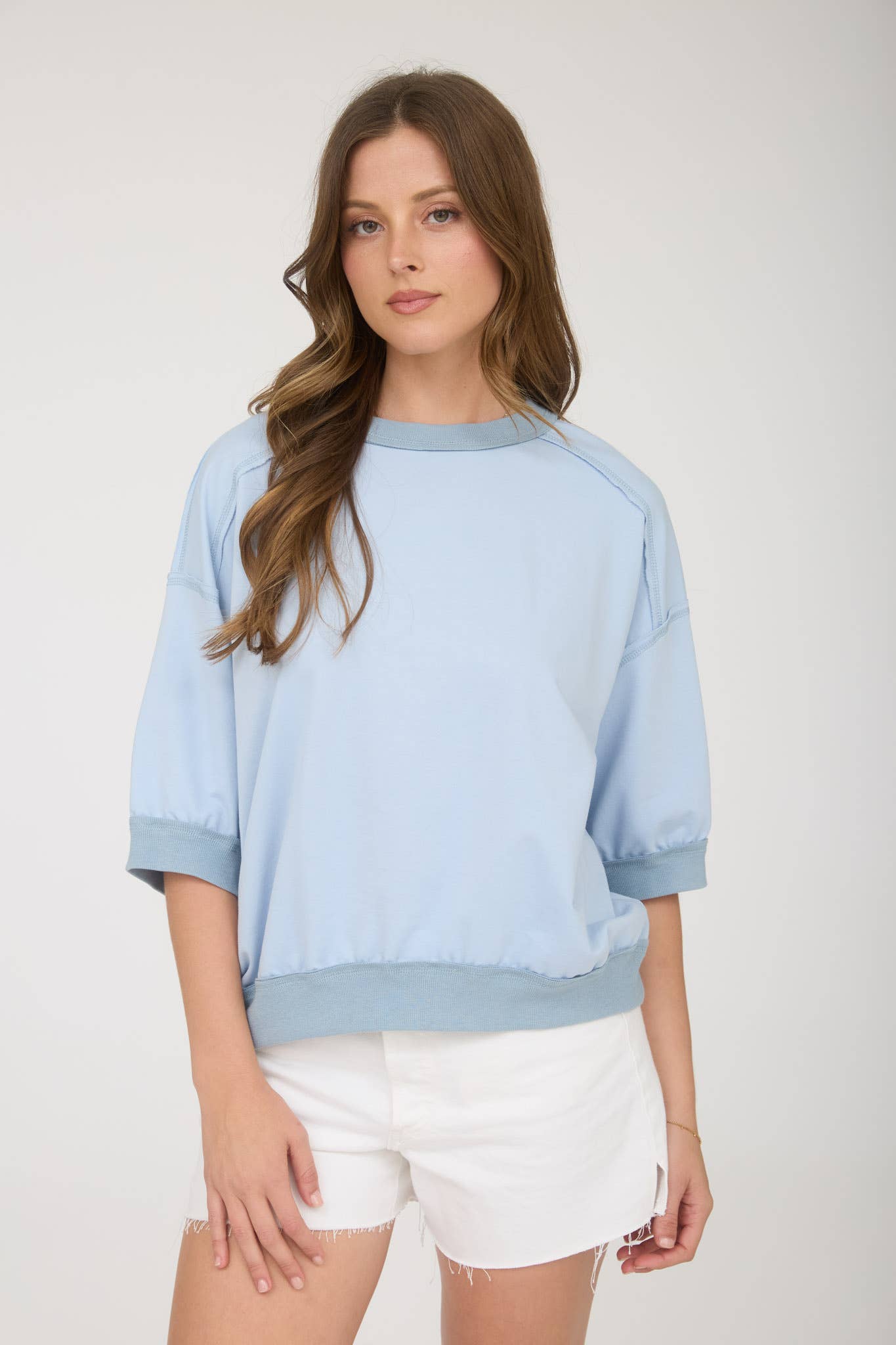 CONTRAST TRIM RAGLAN SHORT SLEEVE KNIT TOP