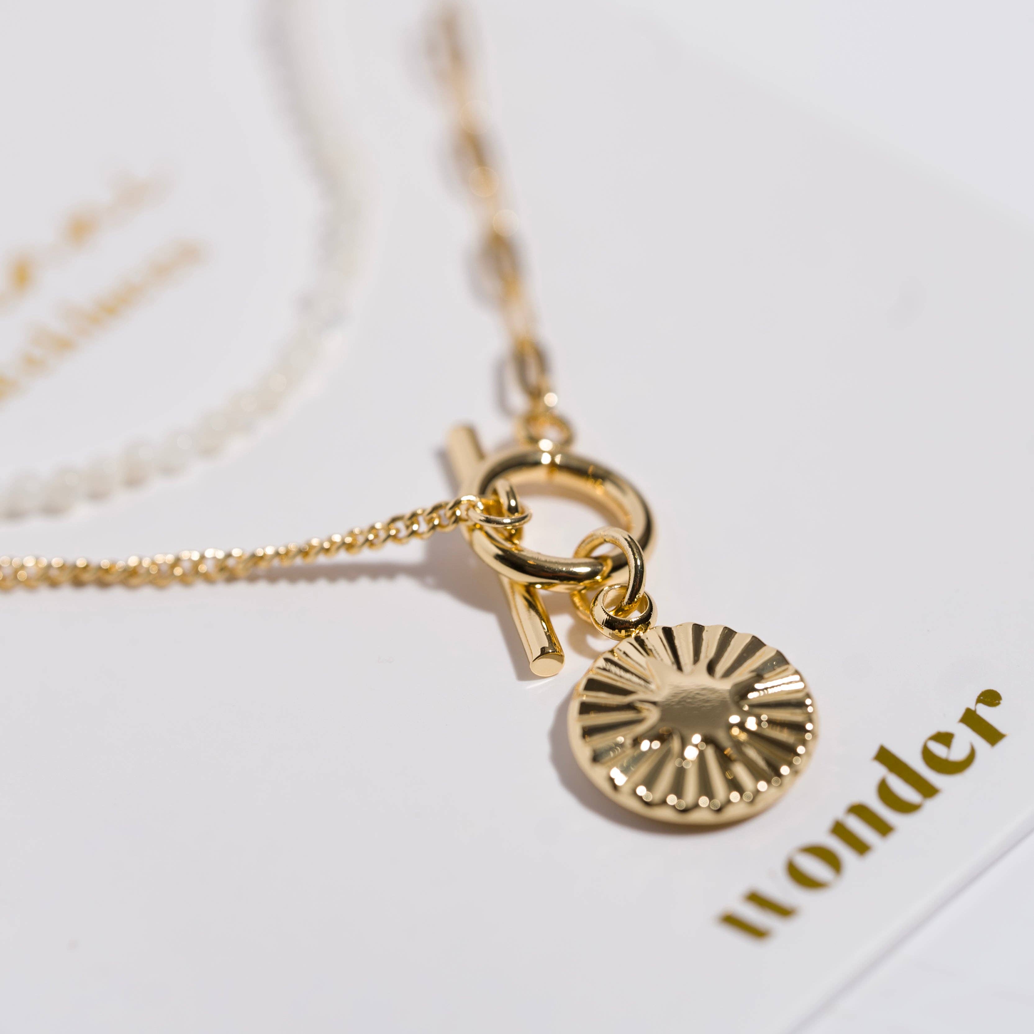 K'lani hair tie bracelets - "Wonder" Gold Star with White Bead Necklace Set