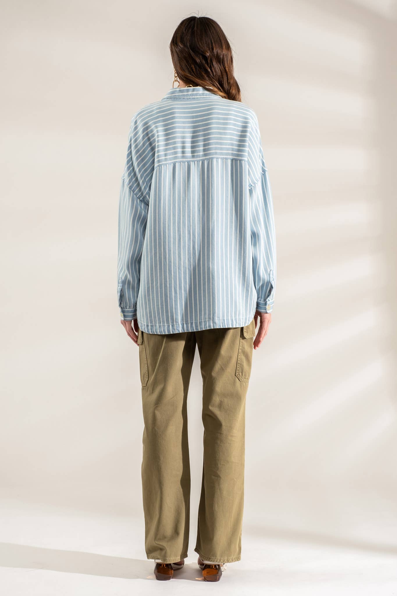 STRIPED BUTTON DOWN